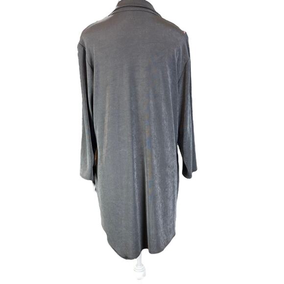 Chico's Travelers Slinky Knit Cardigan Top Jacket Grey Sz 2 Asymmetrical Hem - Picture 5 of 10